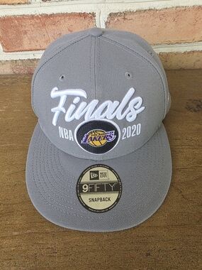 New Era 9FIFTY Gray "Finals 2020" Los Angeles Lakers Snapback Hat